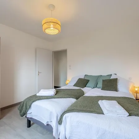 Holiday home Le Du Bois Colin